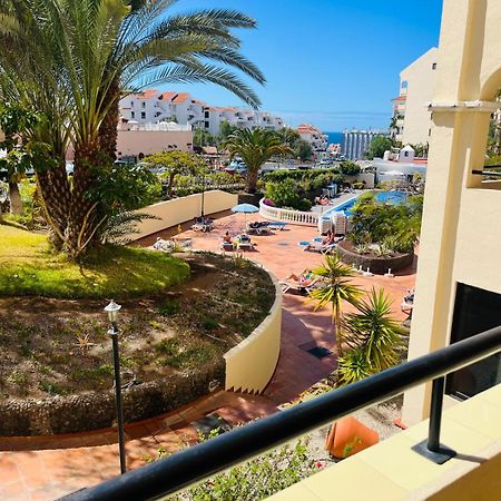 Castle Margherita'S Apartments Los Cristianos  Ngoại thất bức ảnh