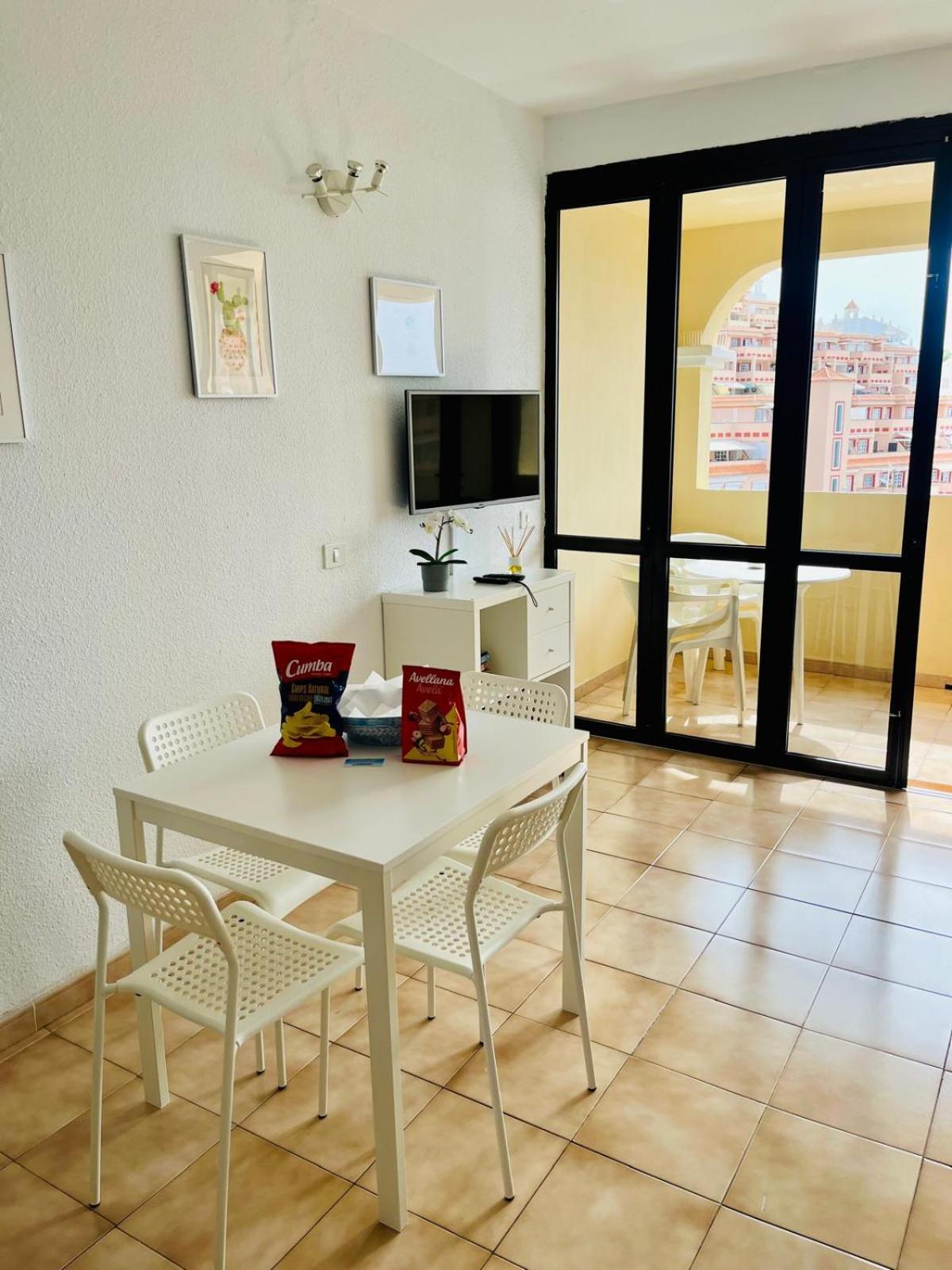 Castle Margherita'S Apartments Los Cristianos  Ngoại thất bức ảnh